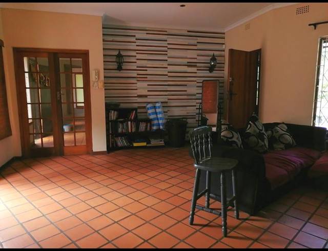 4 BEDROOM HOUSE FOR SALE IN MEER EN SEE